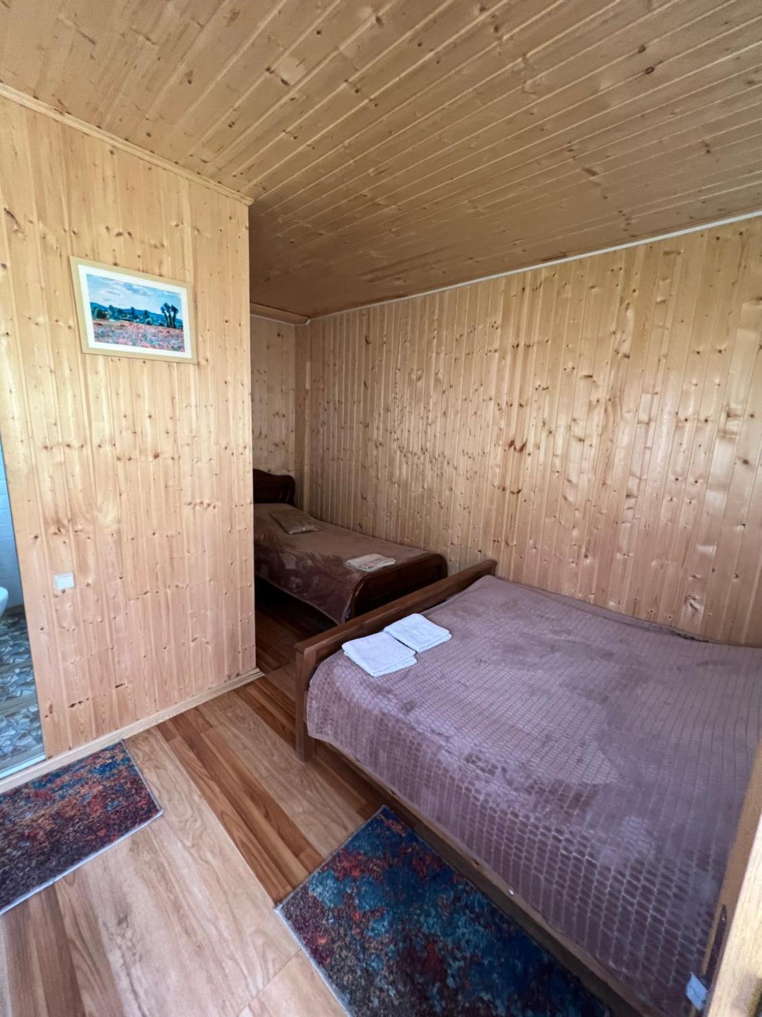 Guesthouse Ivas ウシュグリ エクステリア 写真